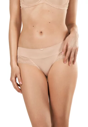 Brazyliany Z Koronką Pepite