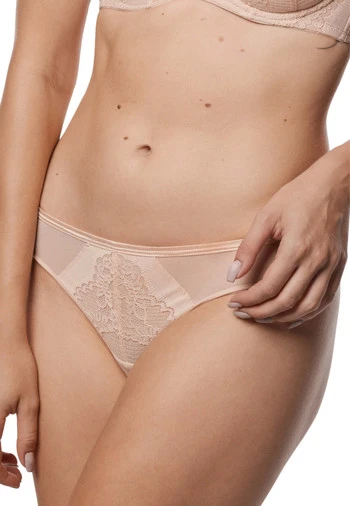 Brazyliany Z Haftem Casilda II