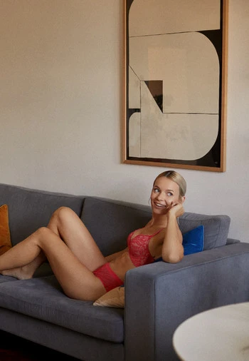 Biustonosz Push Up Bez Fiszbin Koronkowy Karen