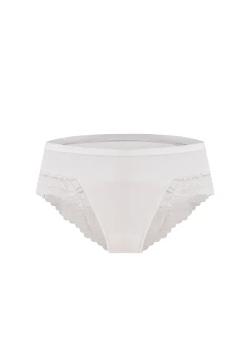 Szorty Z Koronkowymi Wstwkami Petra